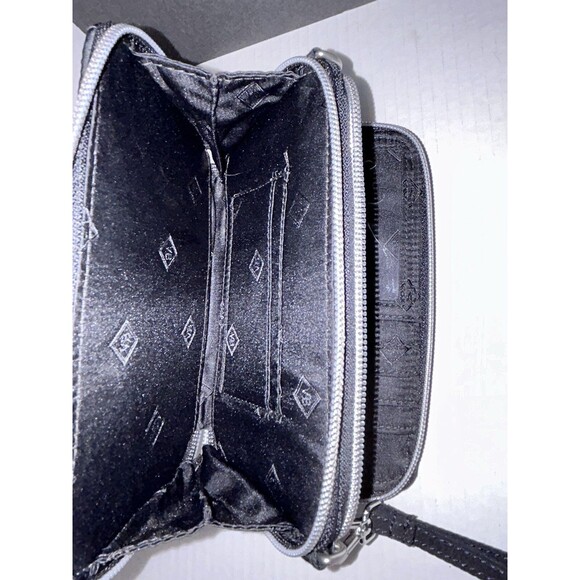 VERA BRADLEY Zip Around Wallet Wristlet Black Quilted Crossbody - Picture 5 of 12